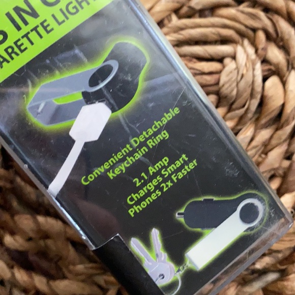 New Portable 2.1 amp smart phone charger key chain on swivel detatchable Keyring - Picture 4 of 5